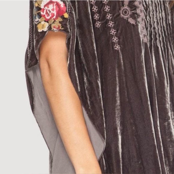 Johnny Was Joy Velvet Pintuck Poncho Embroidered Rose Brown Size XS - Picture 2 of 10